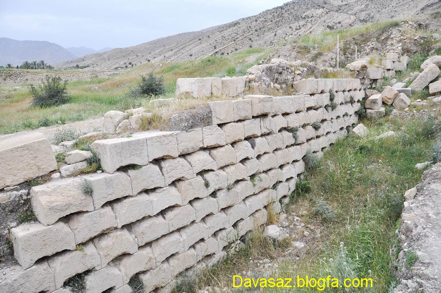 دیوار کاخ والریان
