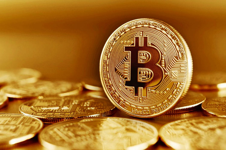 Bitcoin has a limit of 21 million units, which means that after extracting these 21 million coins, it is no longer possible to extract more bitcoins. More than 18.2 million bitcoins have been mined so far.